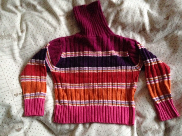 strickpulli, gestreift, Rolli,