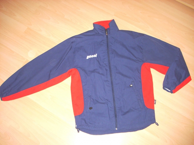 Goool.de Trainingsanzug, Trainingsjacke, Trainingshose, passenedes T-Shirt alles Gr.S