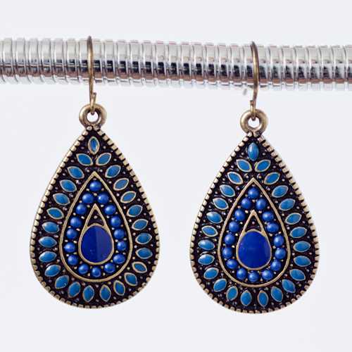 Blaue Ornament-Ohrringe