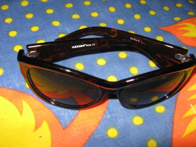 *** Einfache Sonnenbrille ***