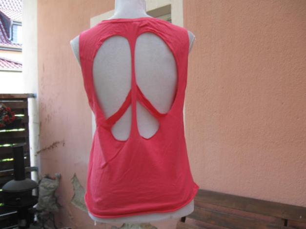 *** Super ~ Shirt ~ Raffinierter ~ Rücken ***