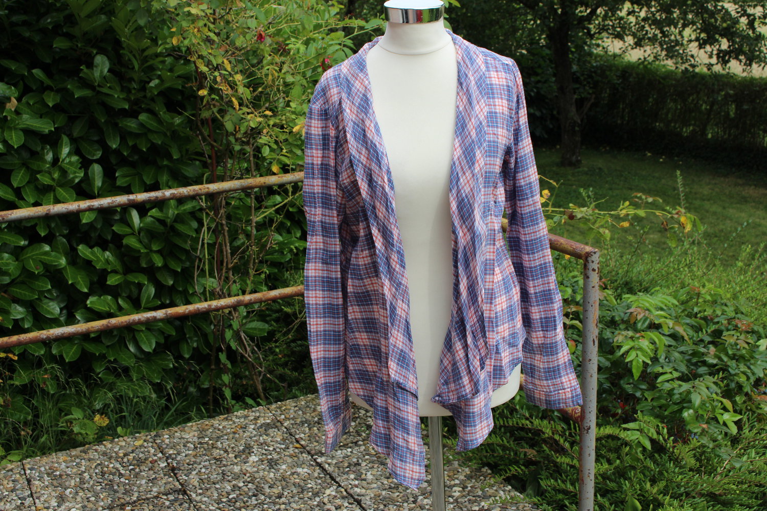 bunt-karierte Bluse von H&M