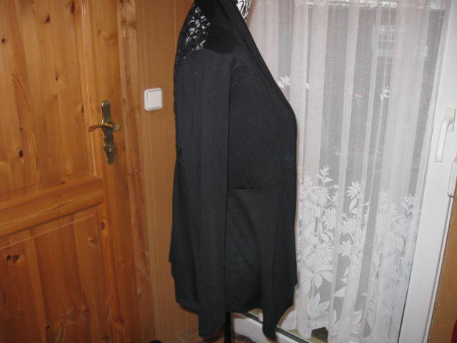 *** Cardigan mit sexy Rücken ***