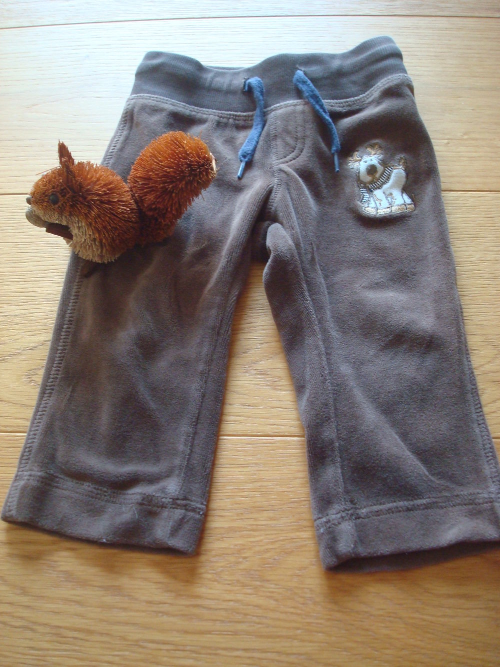 kuschelige braune Jogginghose Gr. 74