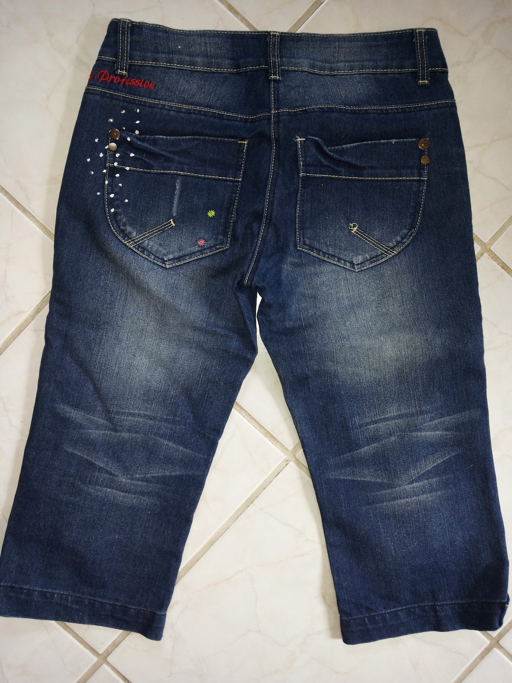 Neu, Verspielte Jeans-Short, Gr.36