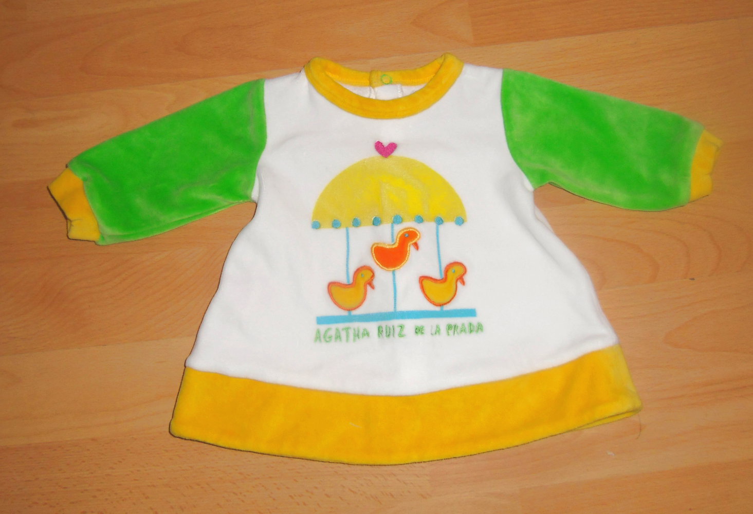 Agatha Ruiz de la Prada- zuckersüßes Nikkishirt Gr.1 Meses ca 56