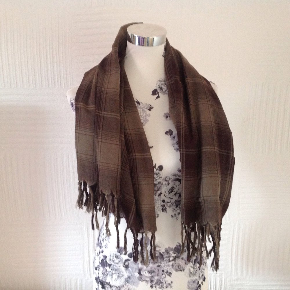 Karierter Schal - kariertes Tuch