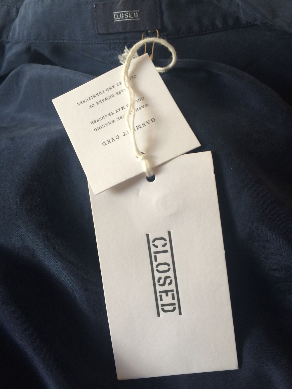 100%iges Seidenkleid von Closed Größe S neu mit Etikett! Neupreis Euro 249