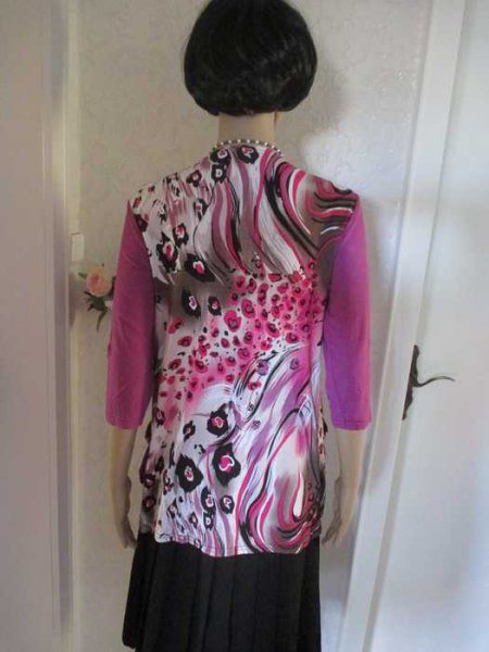 NEU Flower- Power Baby Doll Style DESIGNER Long T- Shirt Gr. 42- 44/ M- L bunt