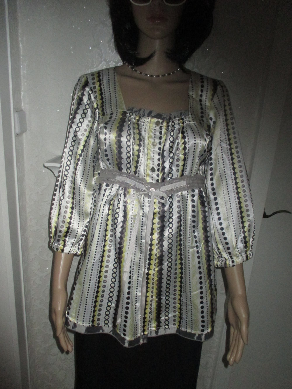 NEU mit ETIKETT Retro- Look Seiden Satin * Spitzen * Baby- Doll Style Tunika Bluse 