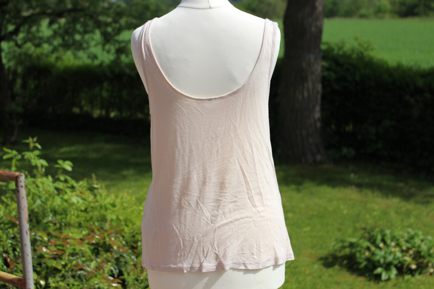 nude farbenes Tanktop
