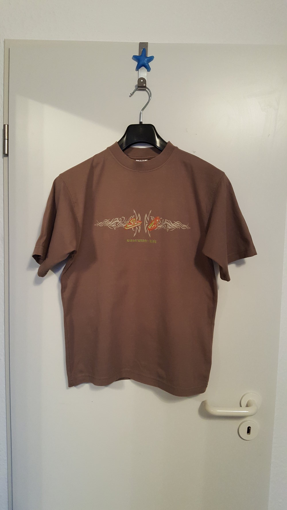 380. T-Shirt, Gr. 152, braun