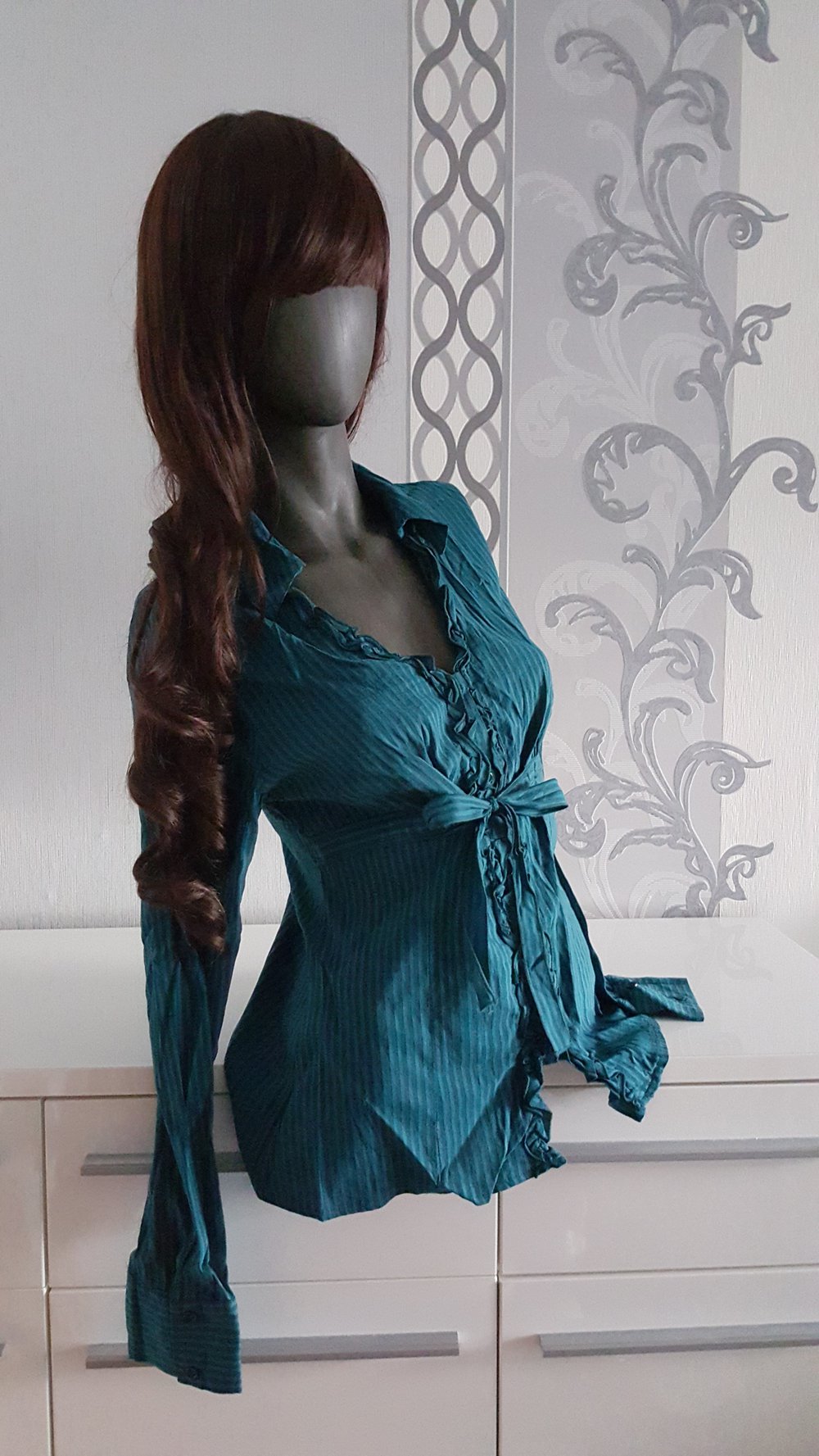 Bluse blau mit Rüschen und Schreife Business 40 M / L
