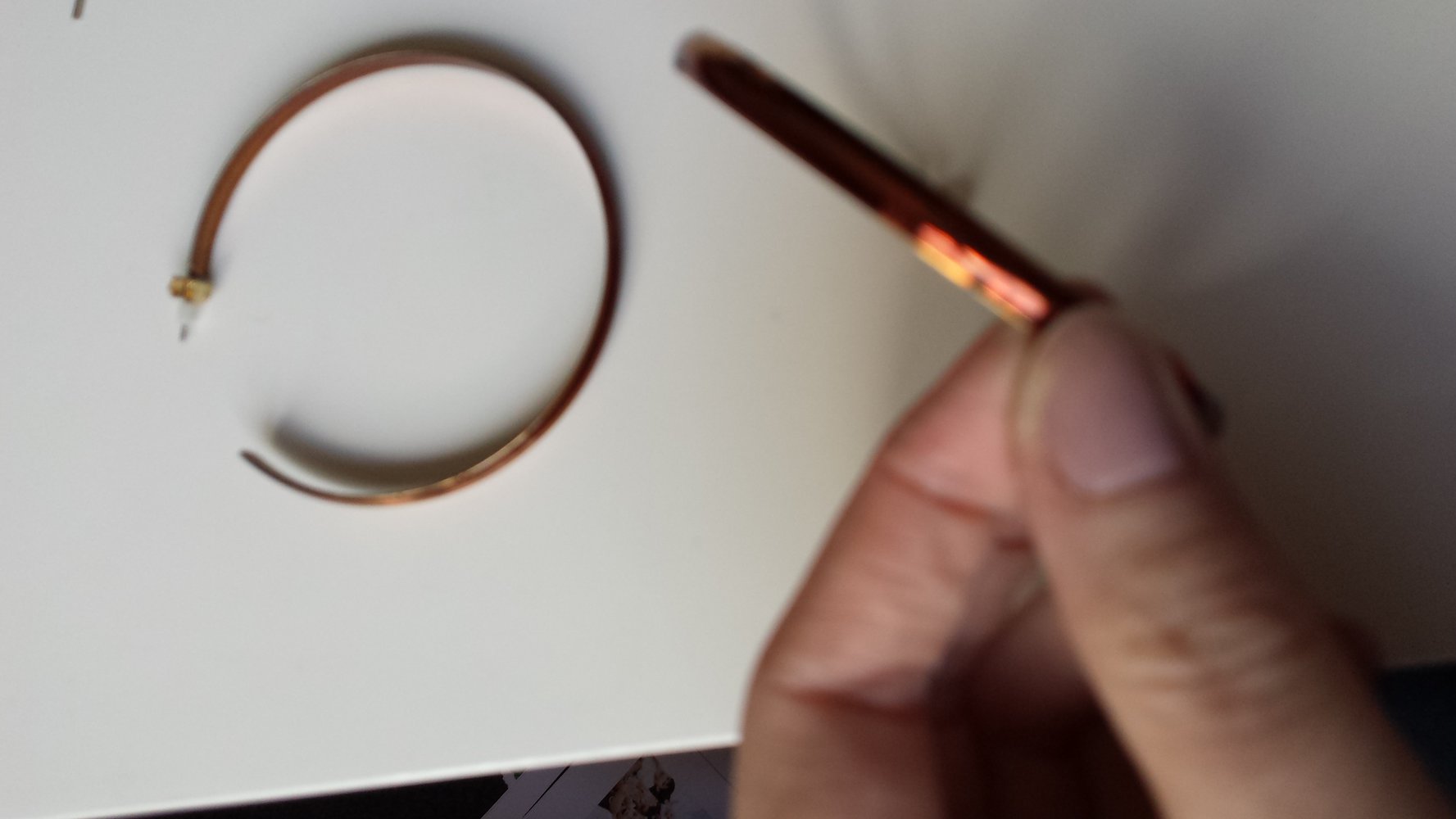 große Creolen braun