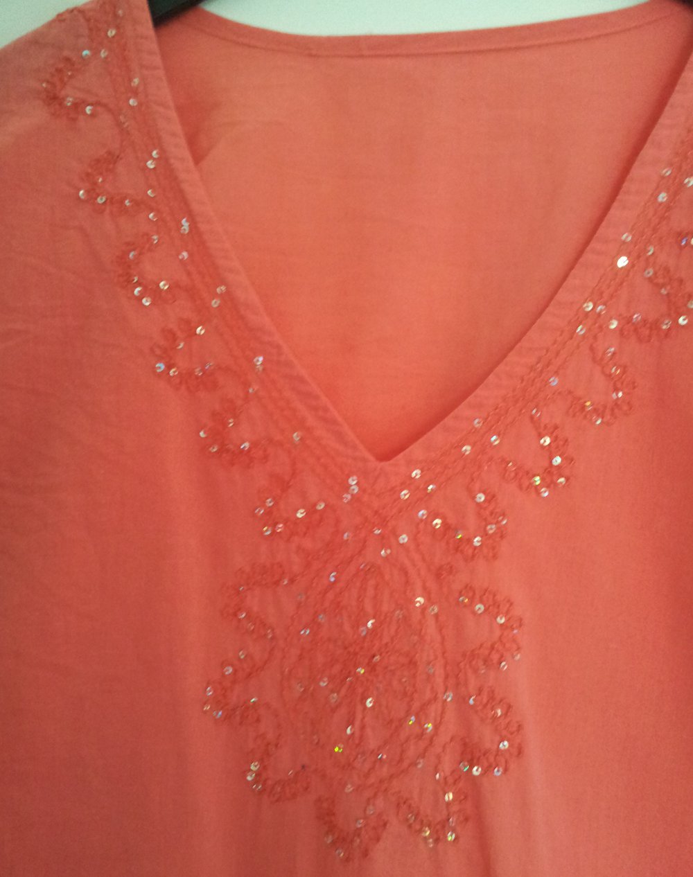 Süßes Tunikashirt Größe.L  ( 38 / 40 ) mit GLITZERPAILETTEN