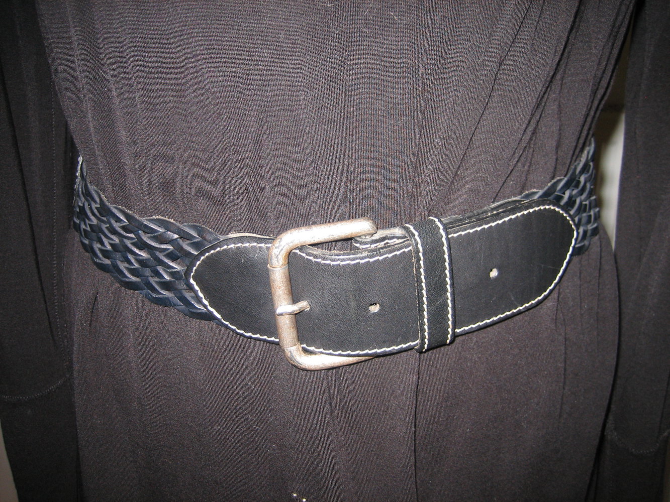 Superedler Leder-Gürtel, Schwarz, aufwändig + hochwertig verarbeitet, starkes Accessoires!