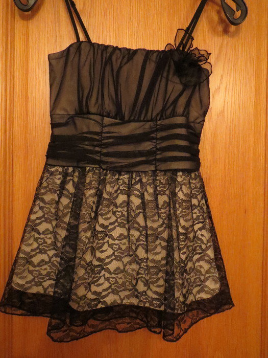 Top, sehr schick, Gr.36/S, schwarz-beige