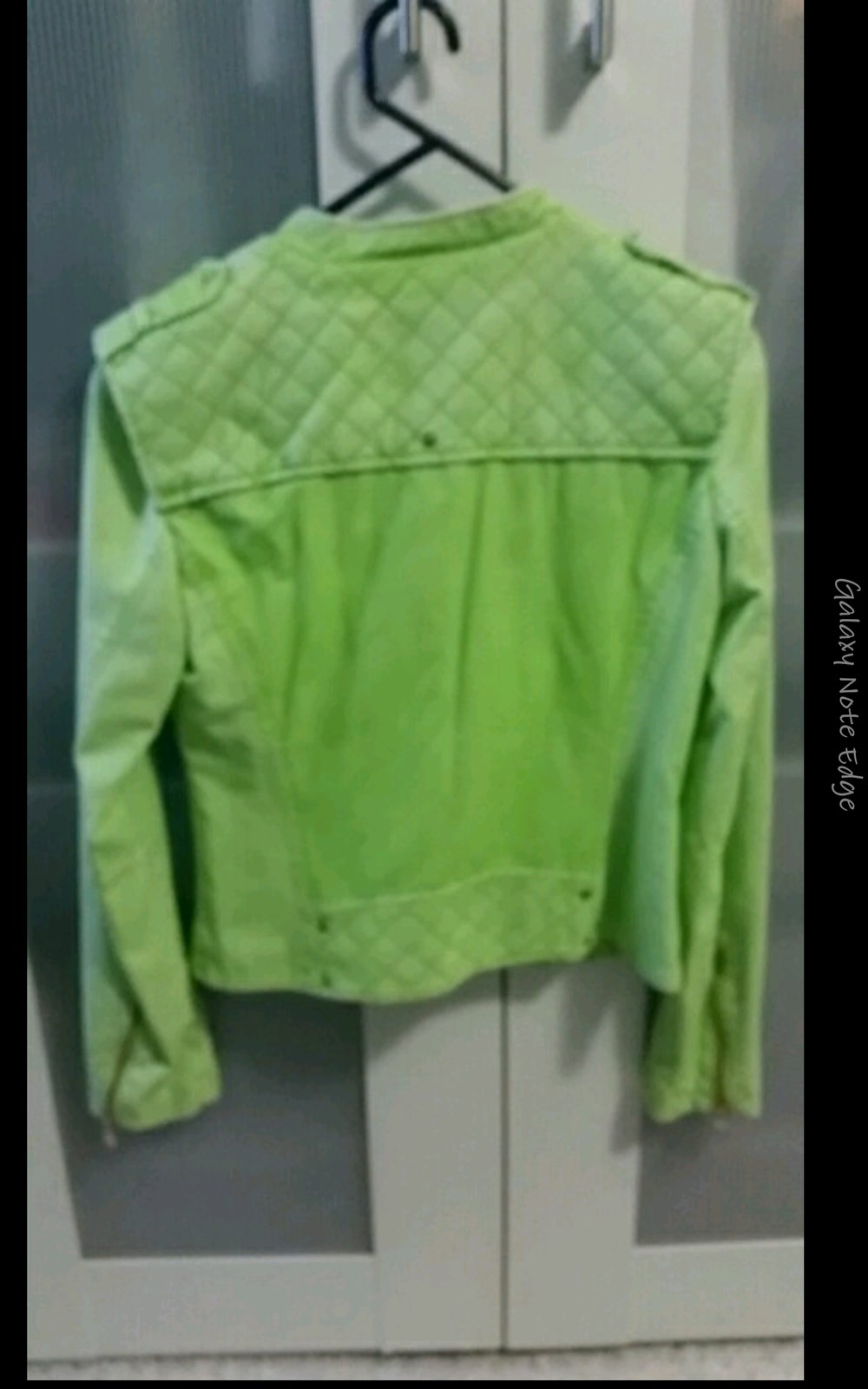Grüne Lederjacke 