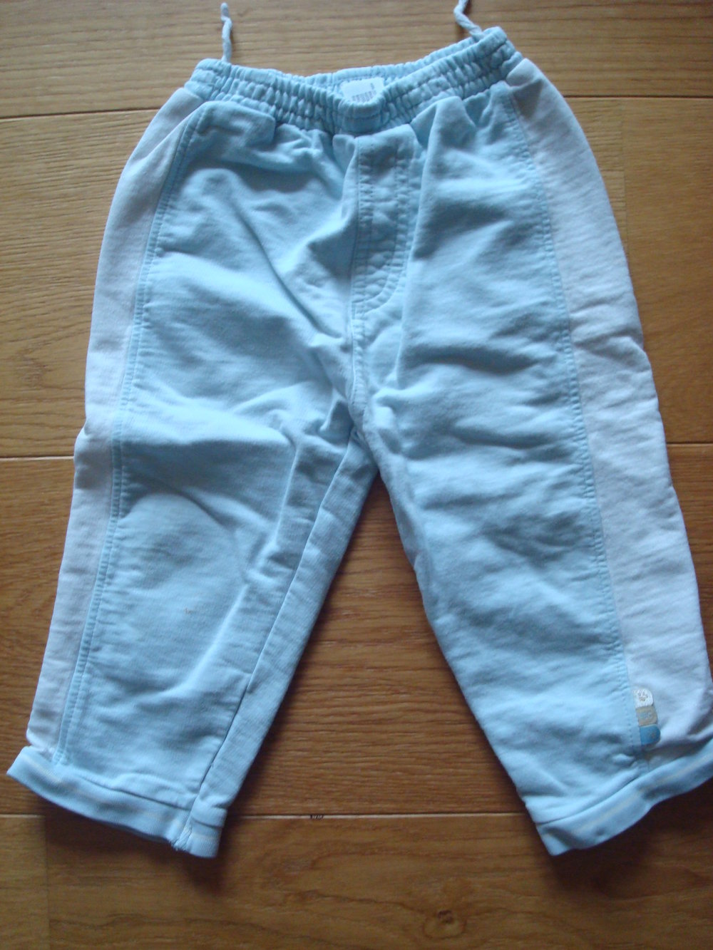 Jogginghose für den Spielplatz Gr. 74