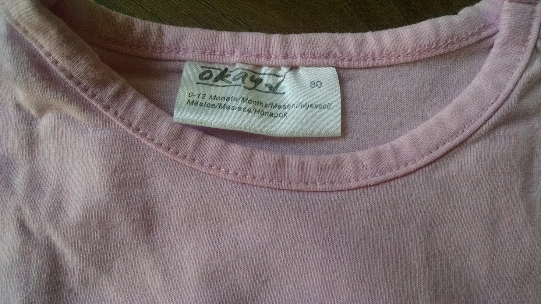 Rosa T-Shirt mit aufgesetzter Tasche Gr. 80