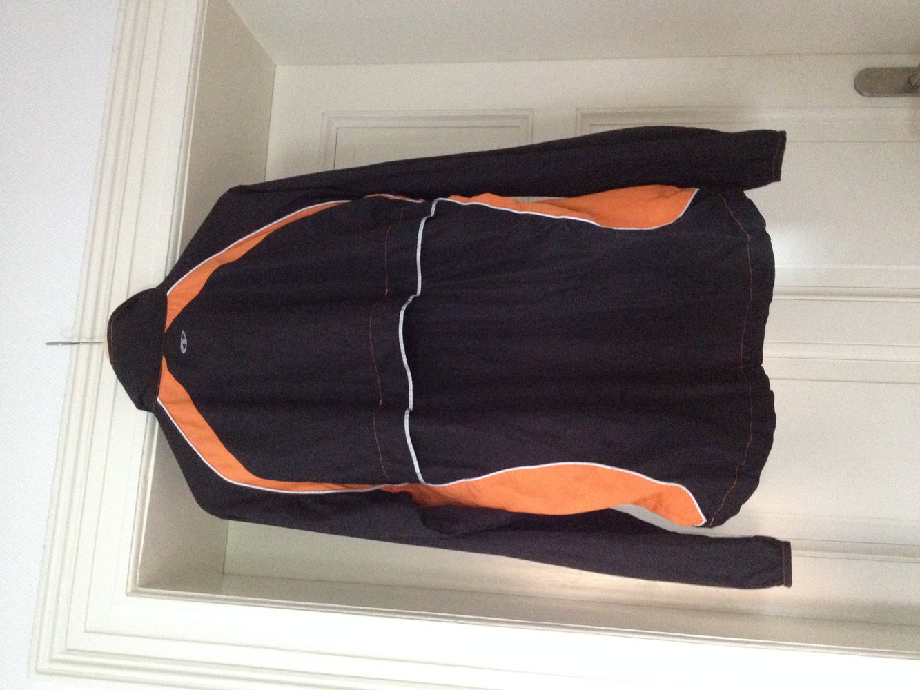 Dünne Sportjacke von Vavento