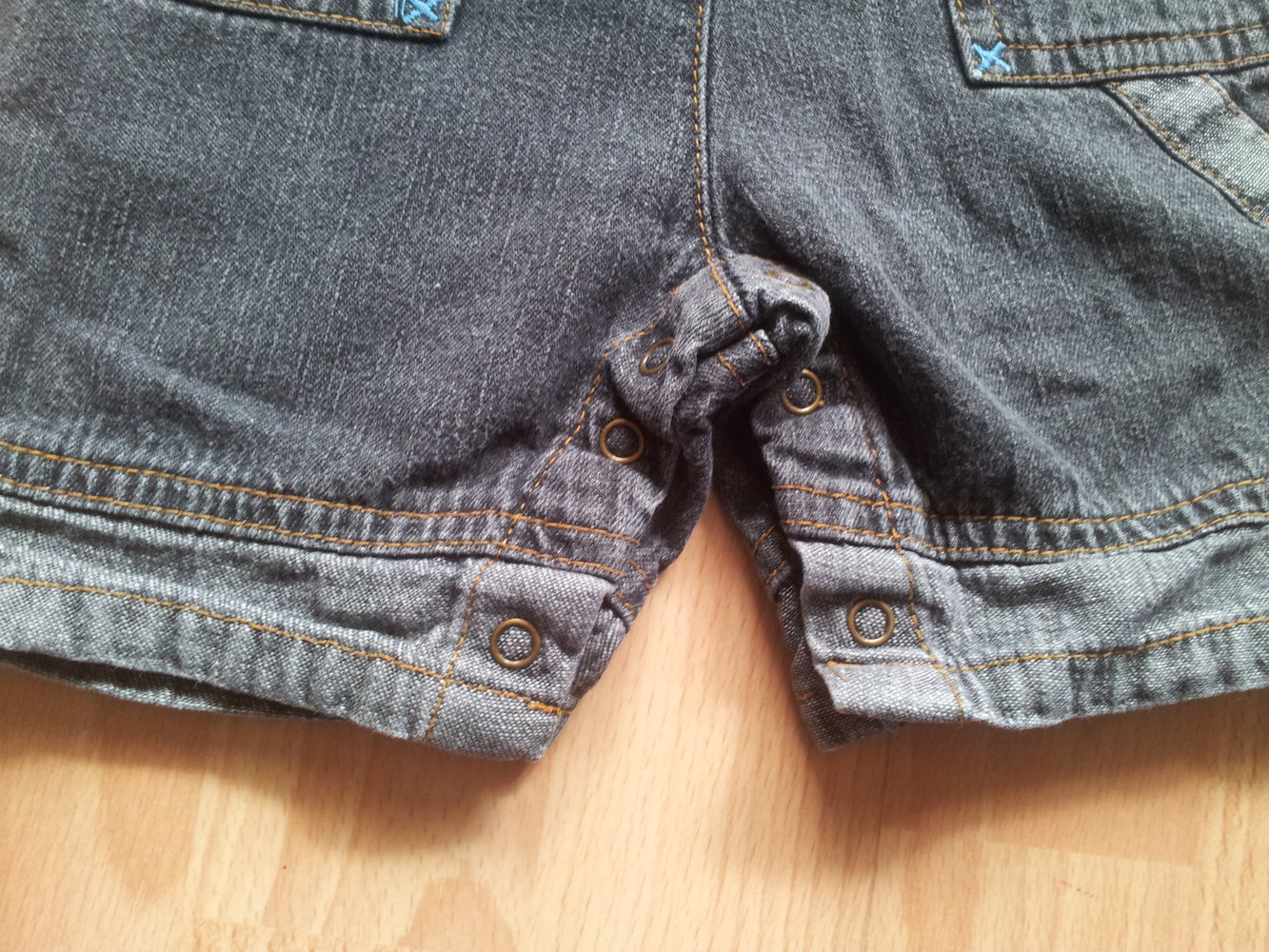 kurze Jeans Latzhose Skater Boy Gr. 74