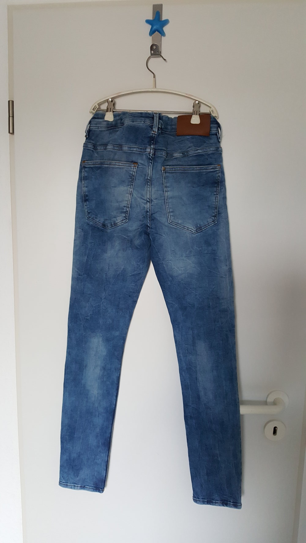 425. Neue Jeans von H&M, Gr. 152, 11-12 Jahren, super skinny fit
