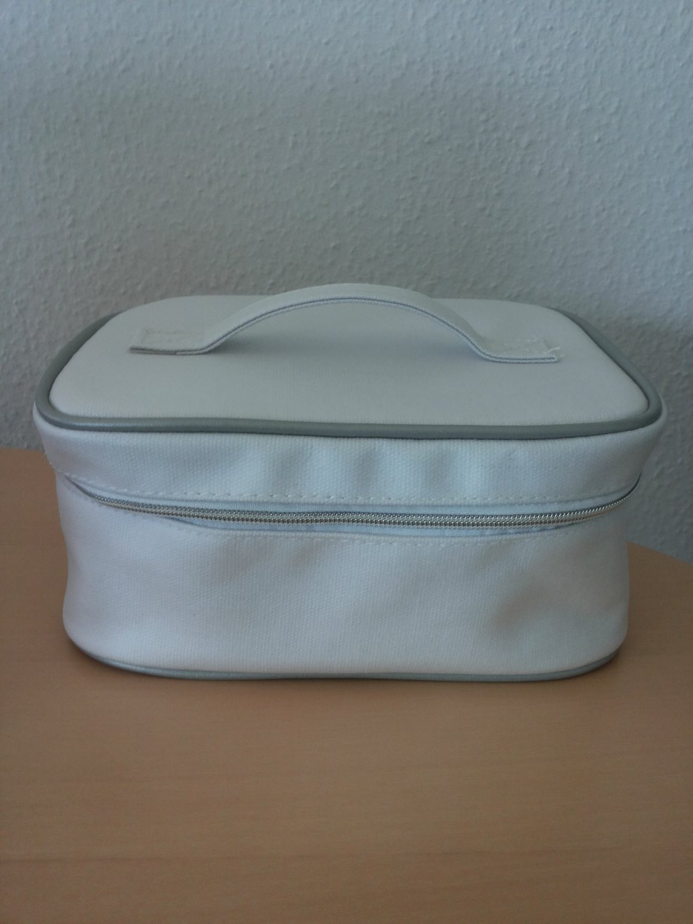Kosmetiktasche von Lancôme, beschichtet