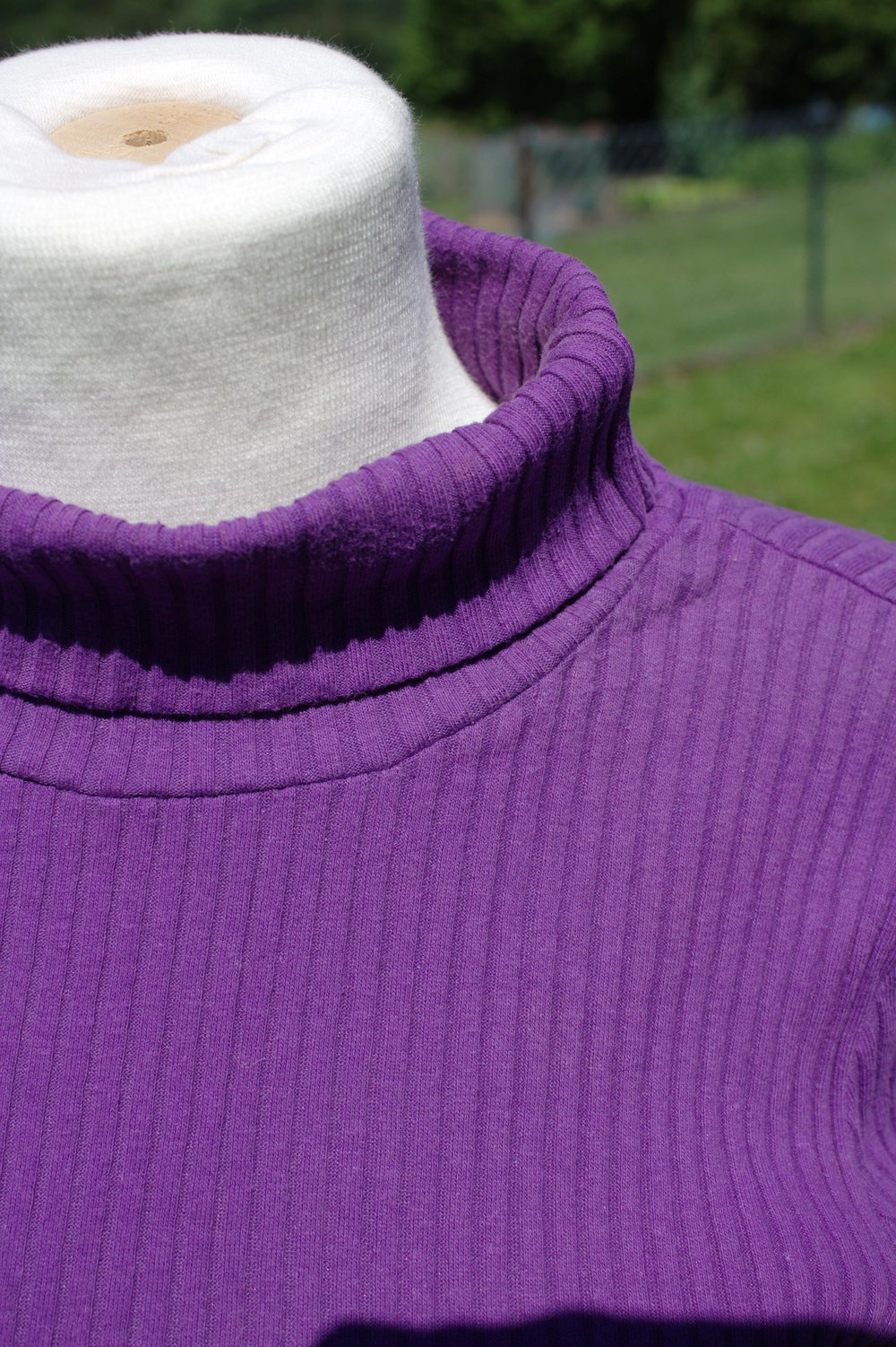 Rollkragen-Shirt Young Fashion lila violett einfarbig Kurzarm