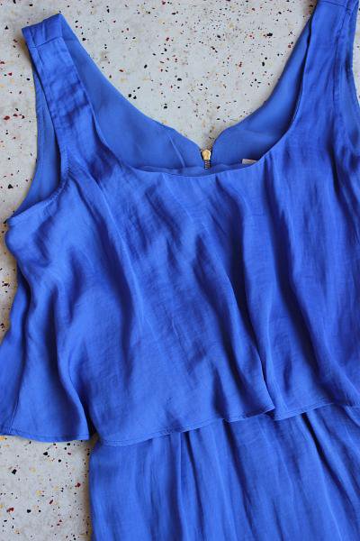 BERSHKA Satin Lagen-Kleid classic blue
