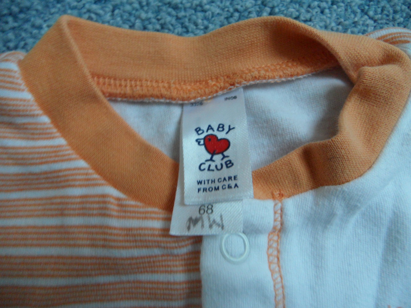 kurzer Schlafanzug Spieler Einteiler für den Sommer von C&A