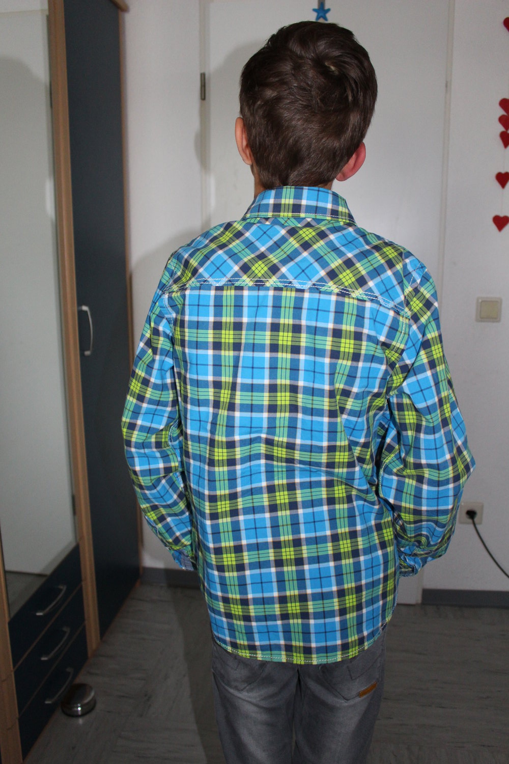 385. Kariertes Hemd von L.O.G.G. /H&M, Gr. 146