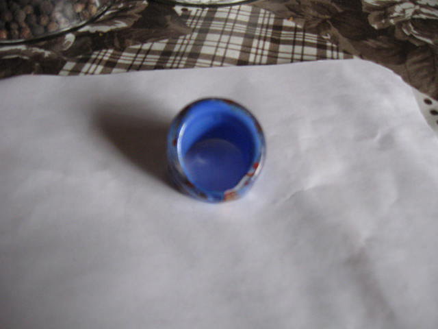 *** Neu ~ Ring ~ Hartplastik ***