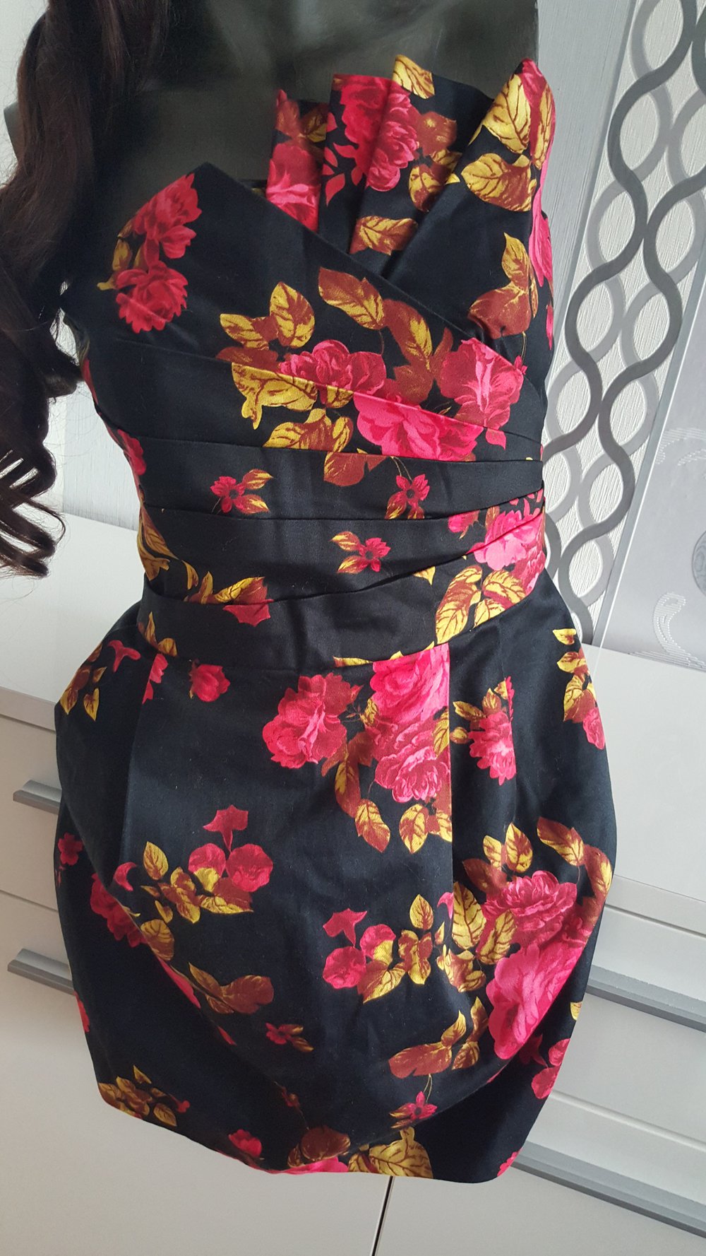 Romantik Blumen Kleid Schwarz Rot Gold XL 14 40 42 