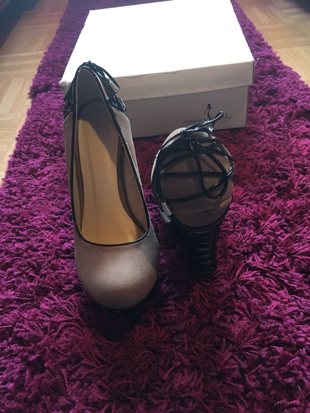 Hohe Schuhe 