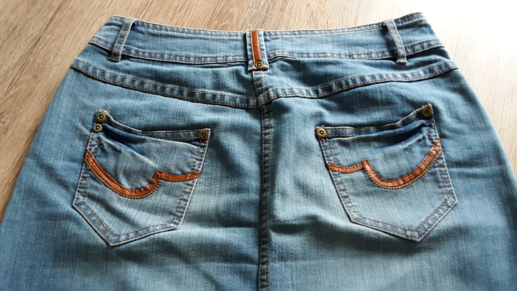 Jeansrock von Promod, hellblau mit Kunstlederapplikationen