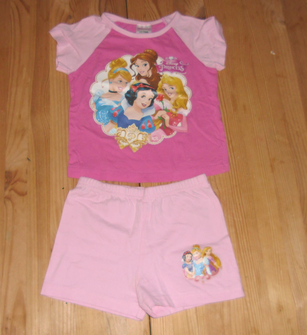 Disney Princess- süßer Schlafanzug Gr.3-4y ca 104cm 