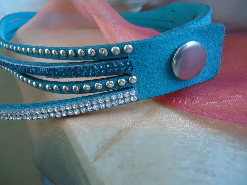 Wickelarmband (Armband Nieten-Strass)