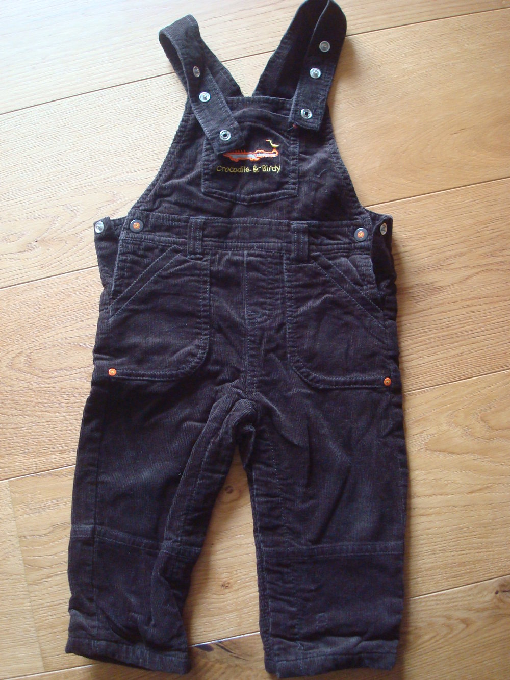 2 schicke Cordhosen für Jungen Gr. 80