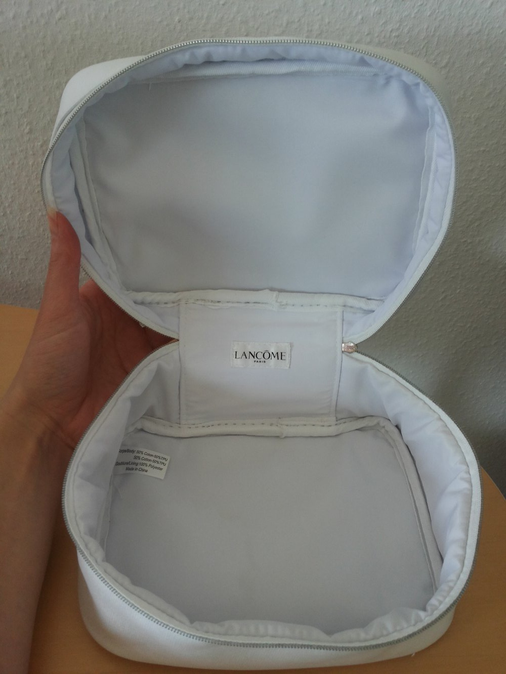 Kosmetiktasche von Lancôme, beschichtet