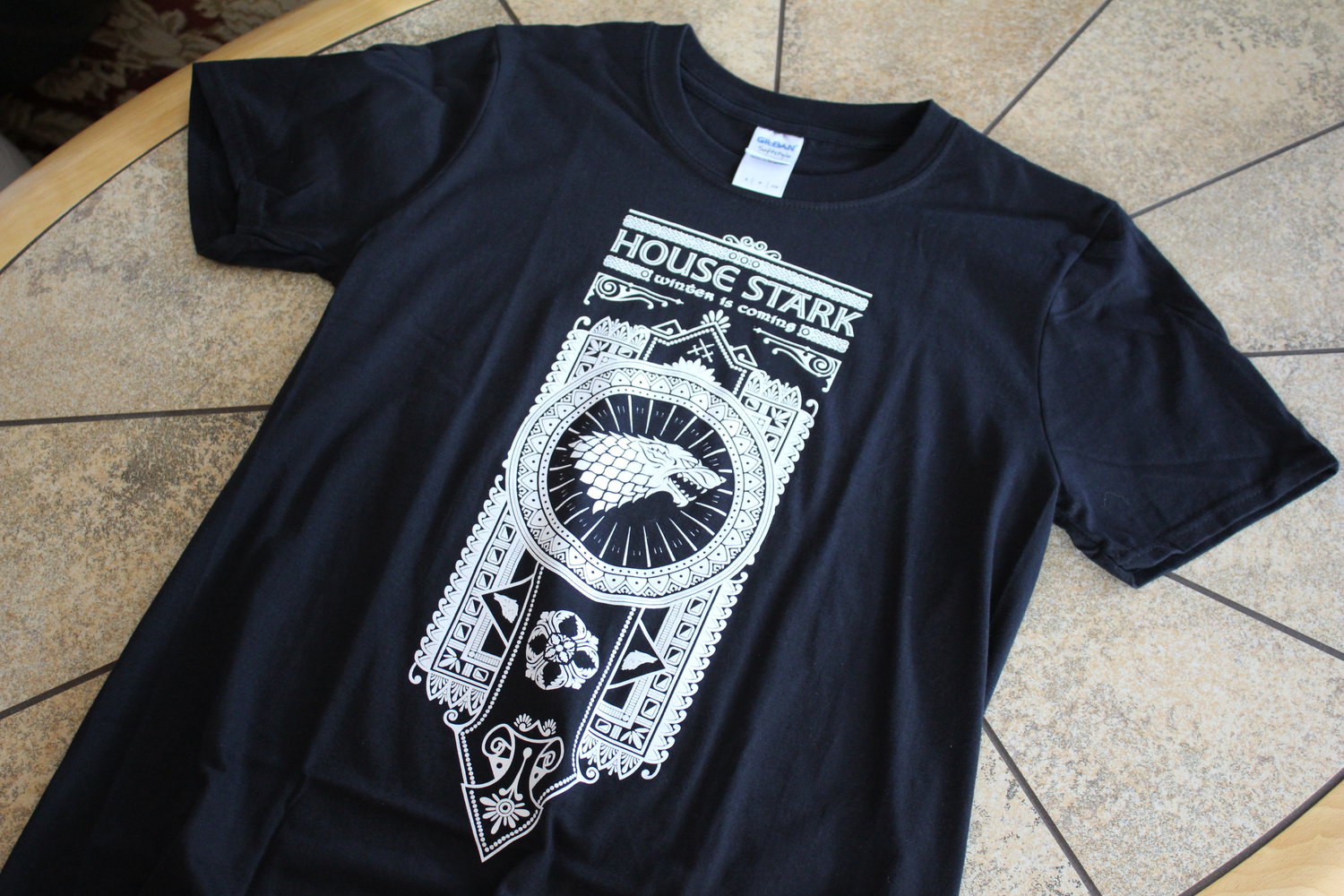 Game of Thrones Haus Stark Wolf Norden das Lied von Eis und Feuer TV Serie Buch Fan Nerd T-Shirt schwarz Größe S