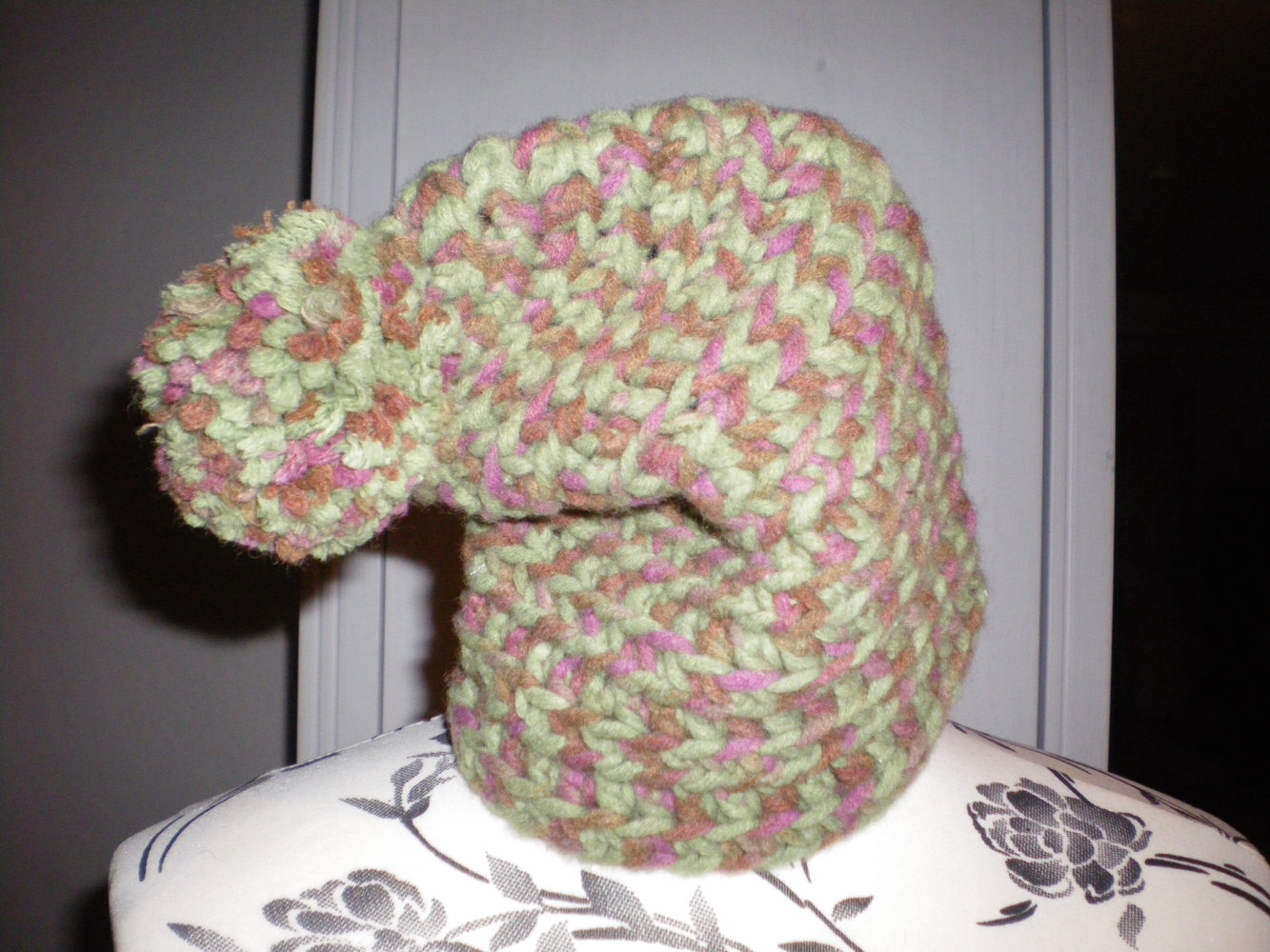 Häkelmütze mit Bommel