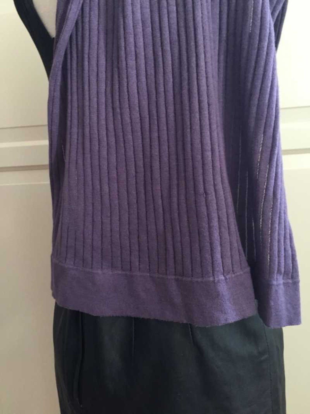 Toller leichter Schal aus Naturfasern, lila.