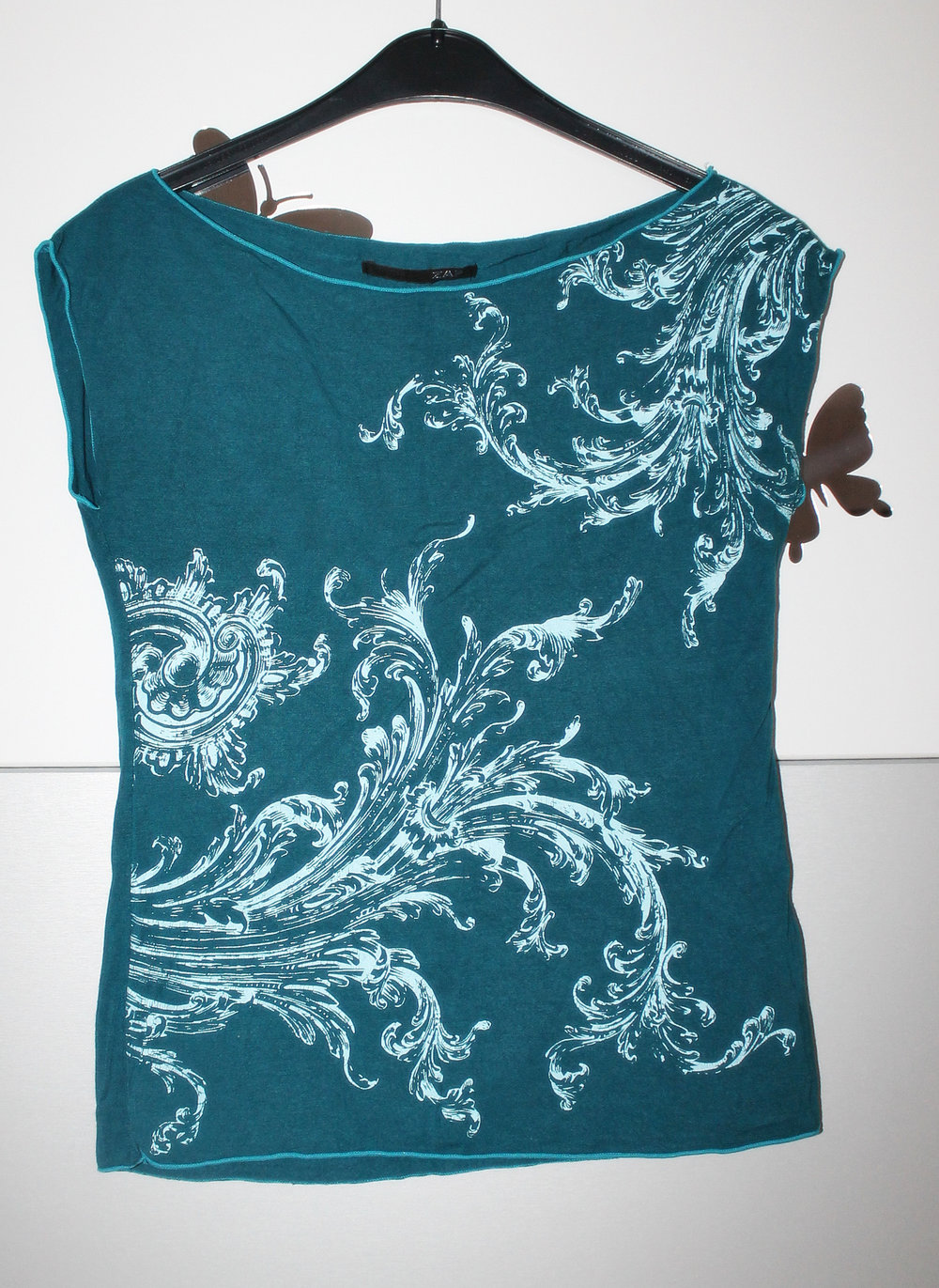 schönes Oberteil / Top / T-shirt mit Aufdruck in petrol