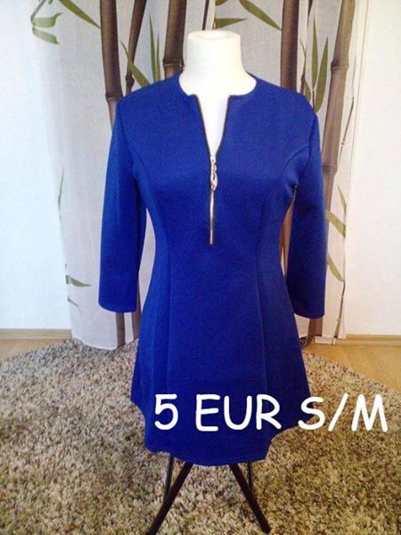 blaues Mini Kleid.