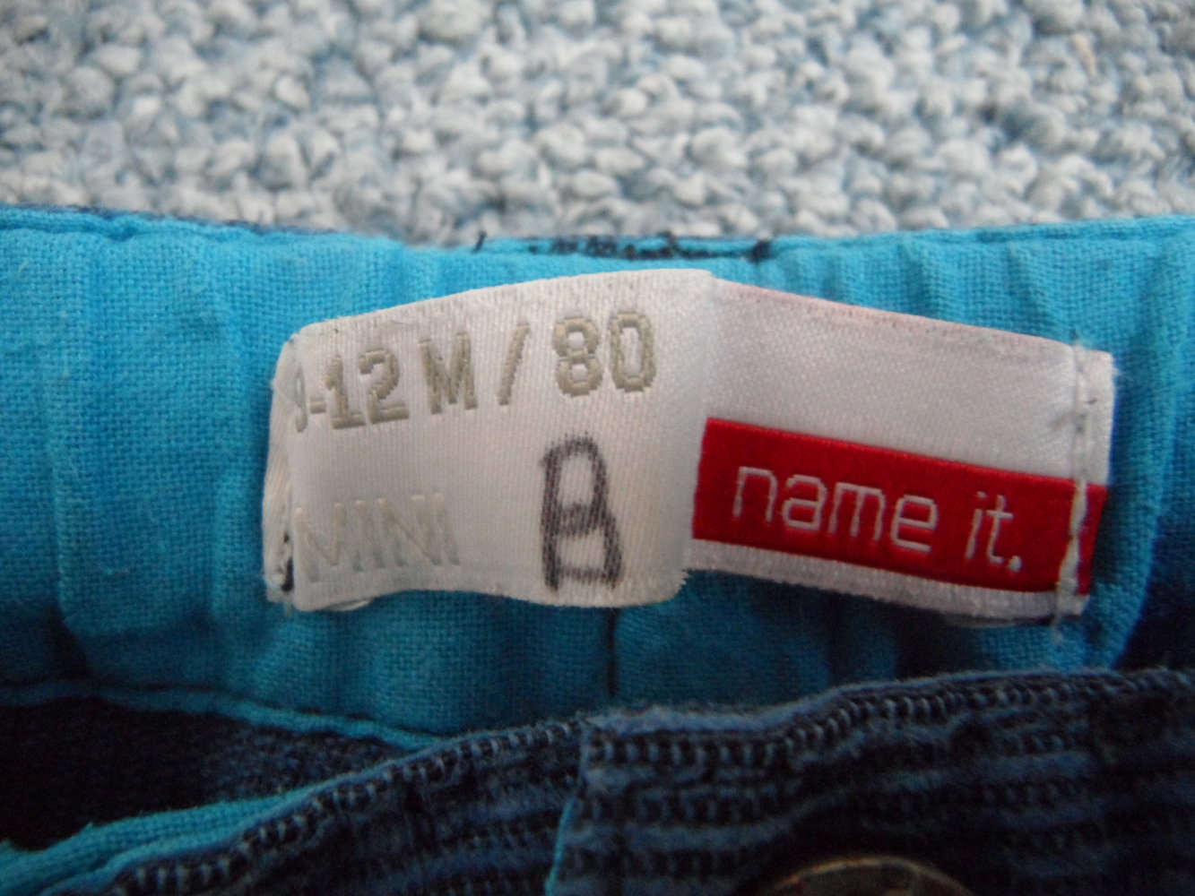 name it sehr schöne Cordhose verstellbarer Gummizug