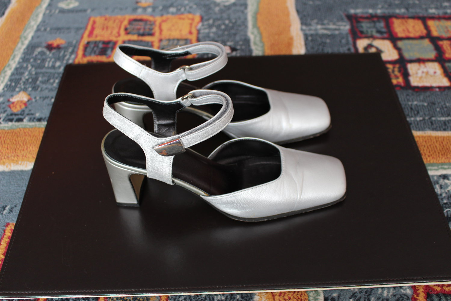 147. Slingsandaletten von Romano (Italien), silber, Echtleder, Gr. 38, Weite G