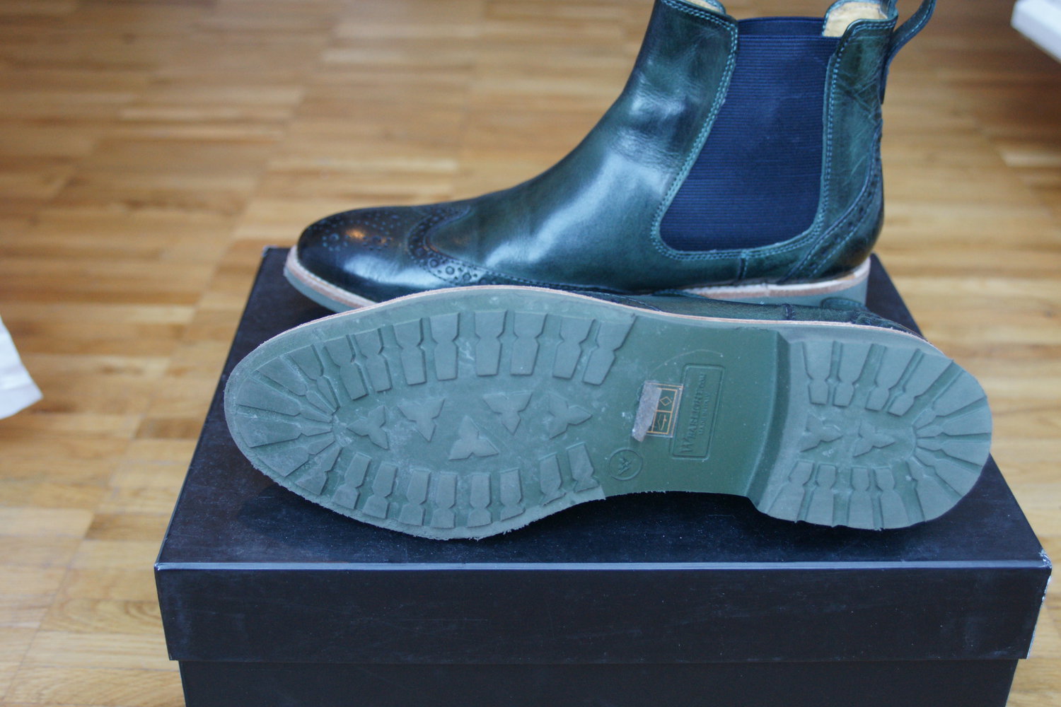 Melvin & Hamilton Amelie 5; Chelsea Boot 