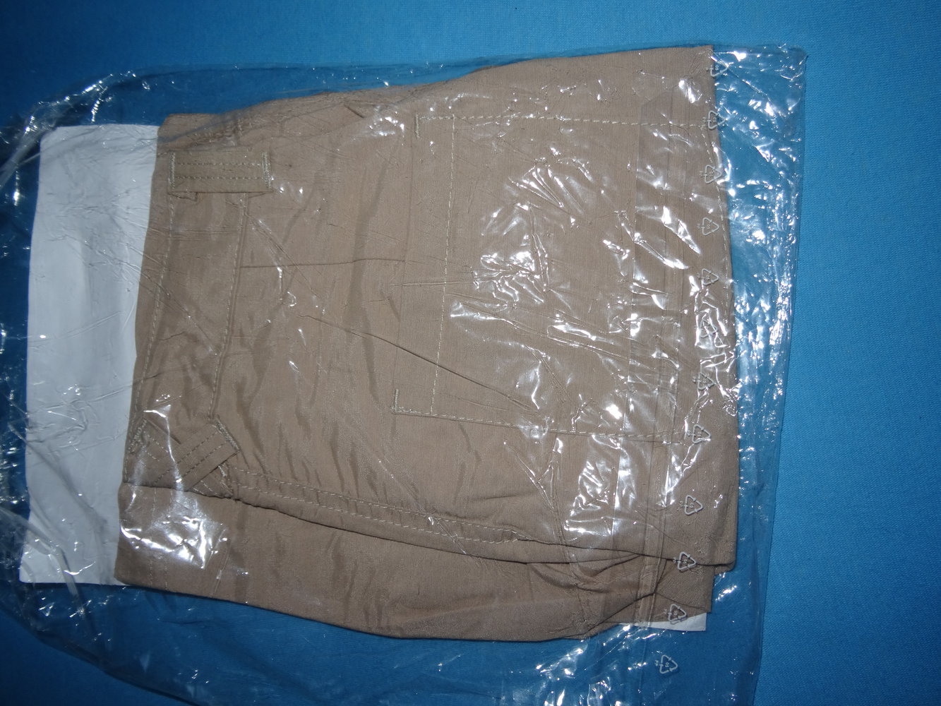 Bermuda beige NEU - Ovp Gr. 122/128