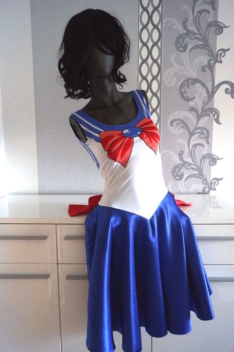 Sailor Moon Kleid zum Cosplay Alltag Halloween Kostüm M 38 evtl. S 36 und XL 42 auch für L 40 Manga Anime Fasching